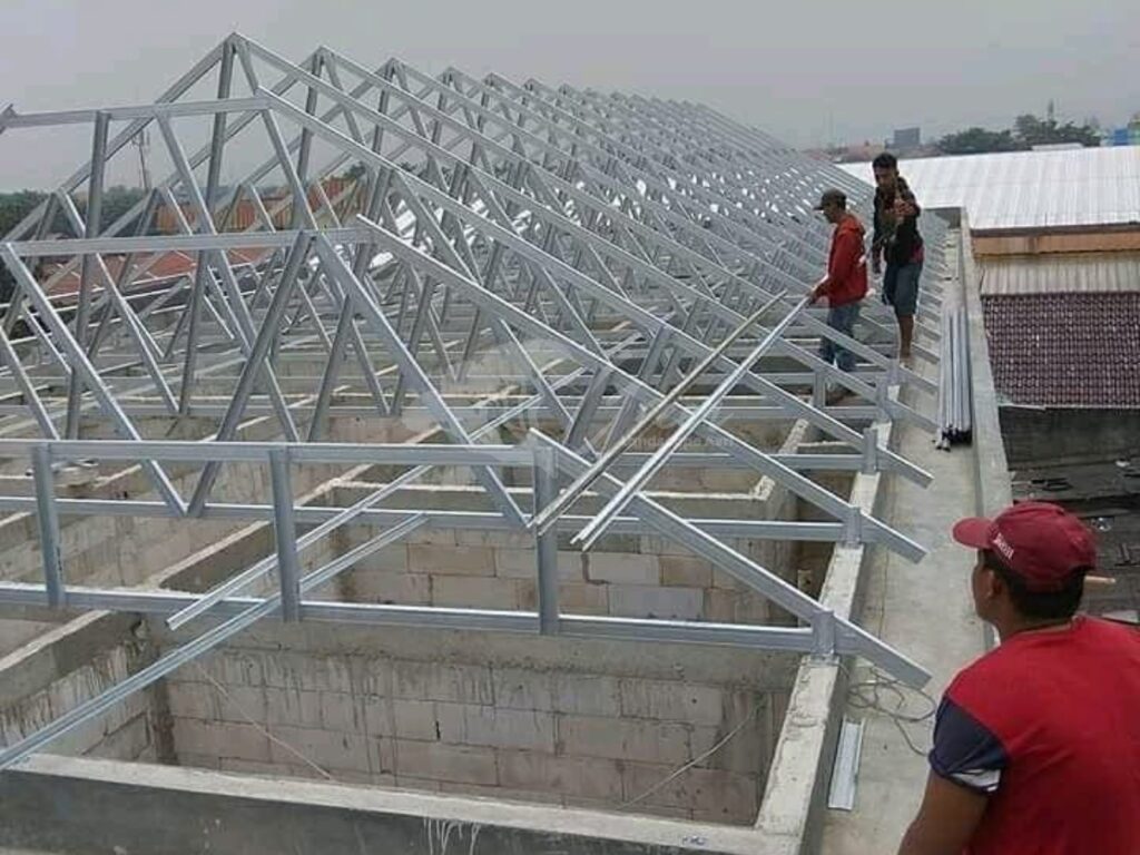 Jasa Pasang Atap Baja Ringan